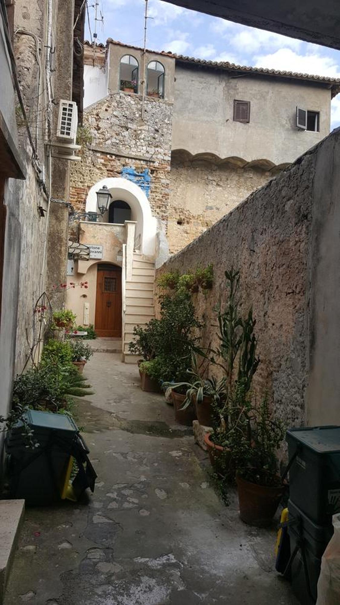 Torrione San Giovanni II テッラチーナ エクステリア 写真